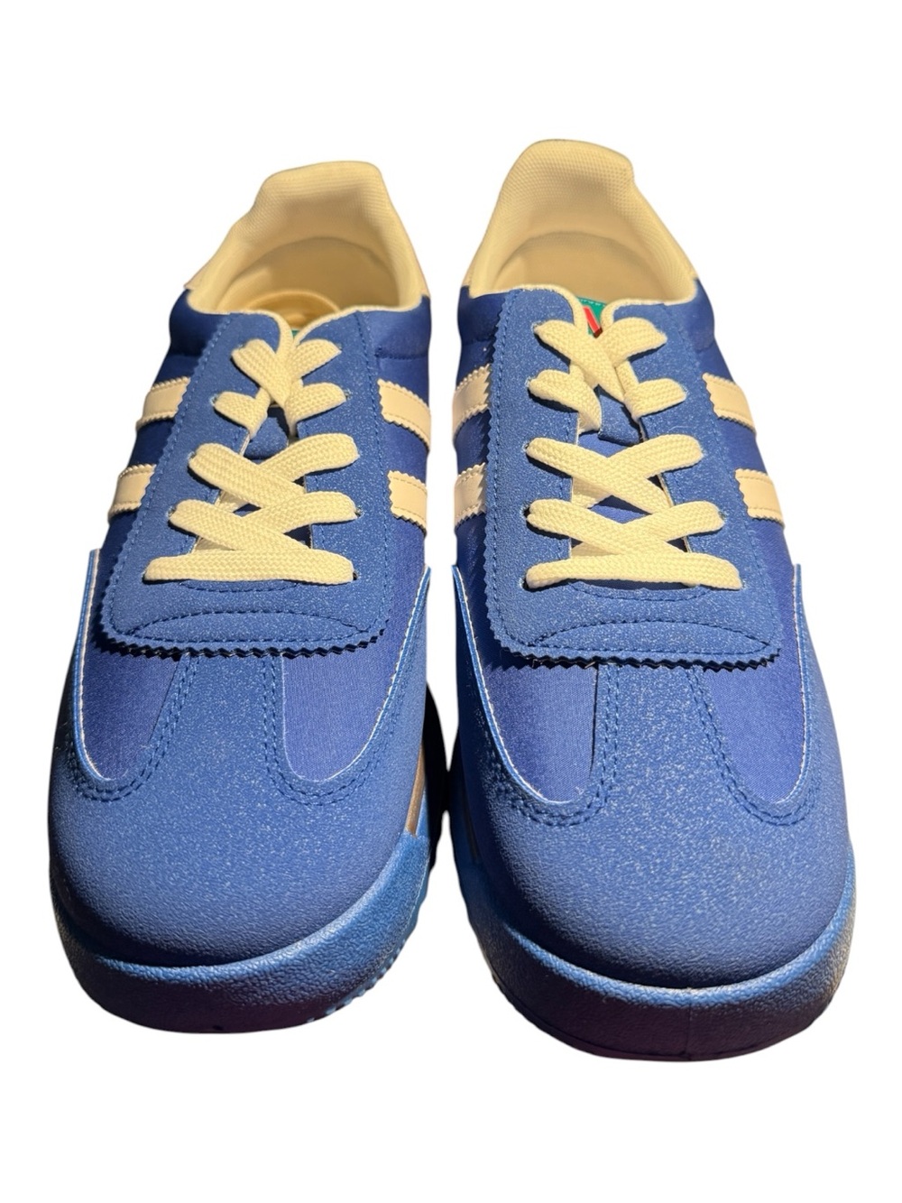 Not Rated Women’s Blue Retro Sneakers Size 10 NWOB